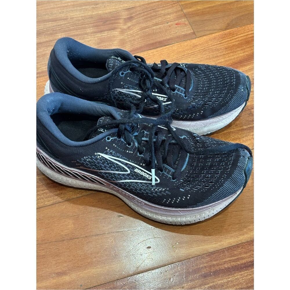 Brooks Black and Silver Women’s Running Shoes size 10